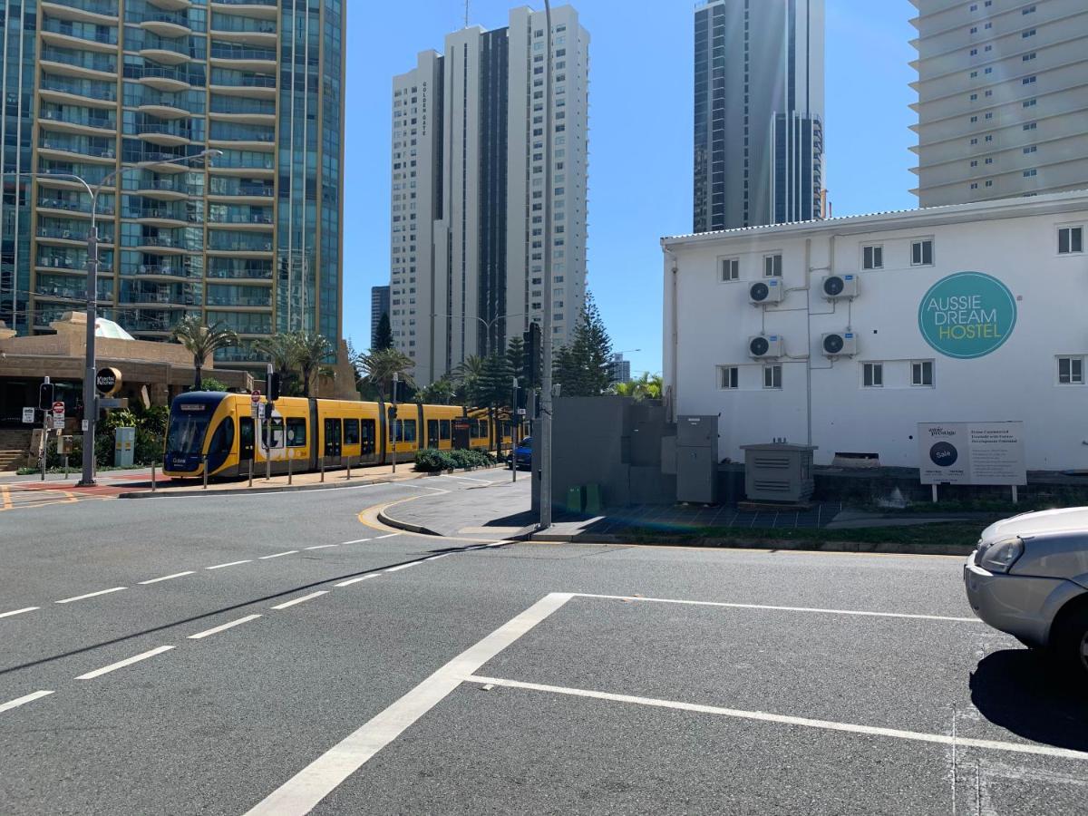 Aussie Dream Hostel Gold Coast Kültér fotó